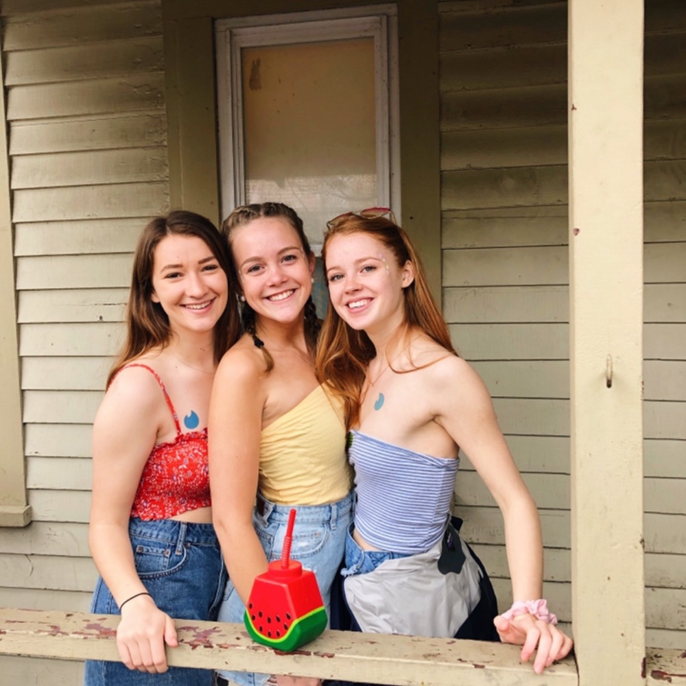 Meet your Posher, Emma